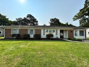 Building Photo - 629 Bethune Dr