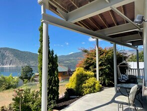 Building Photo - 148 Lakeview Ln