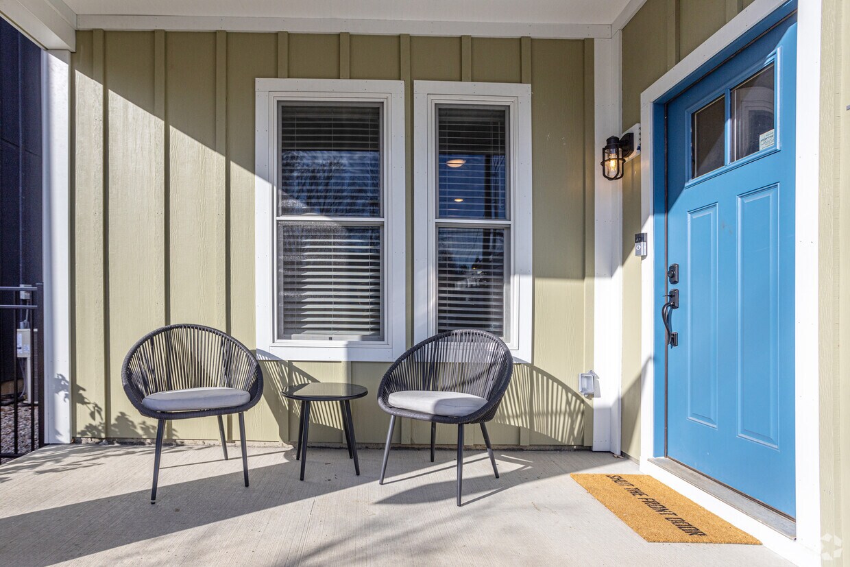 Swiss Village Apartments in Louisville, KY