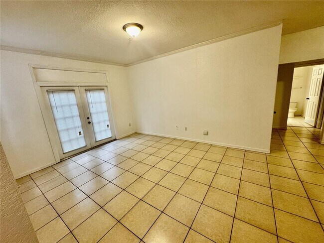 Foto del edificio - 6352 Raleigh St
