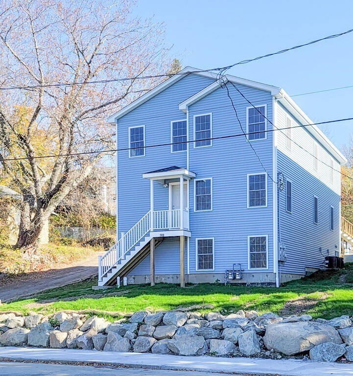 789 Manton Ave Unit 2, Providence, RI 02909 Room for Rent in