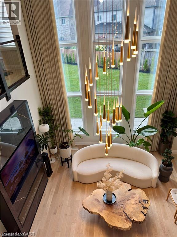 Photo du bâtiment - 923 Eaglecrest Ct