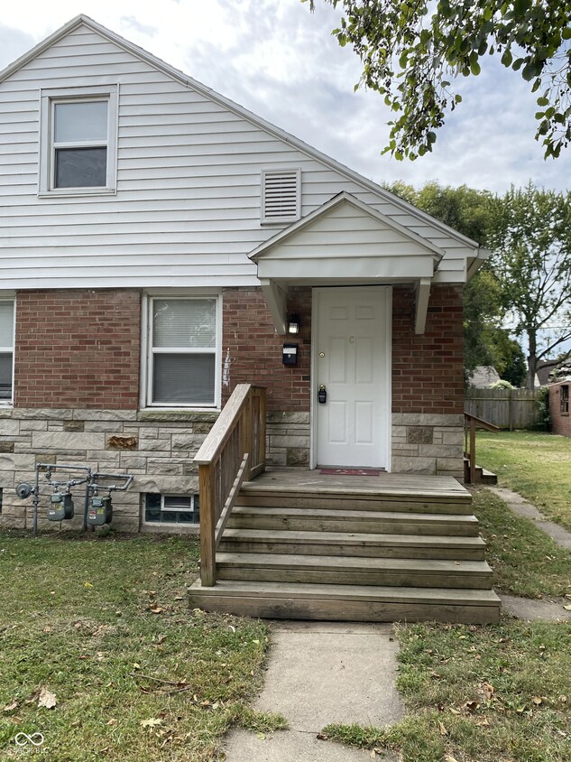 Primary Photo - 615 N Tibbs Ave