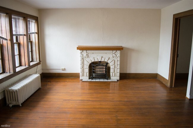 Foto del edificio - 1387 W Sylvania Ave