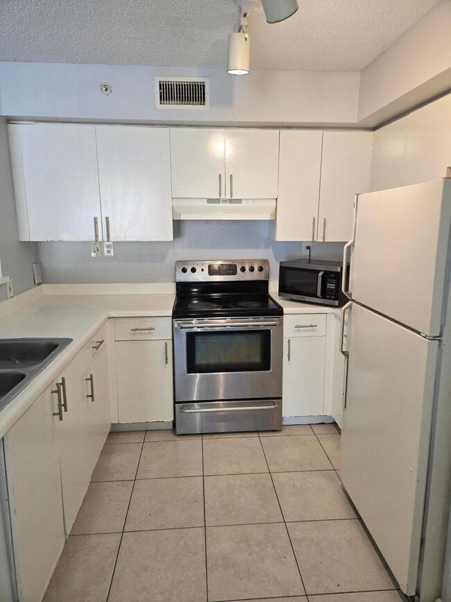 Foto del edificio - 7832 Sonoma Springs Cir