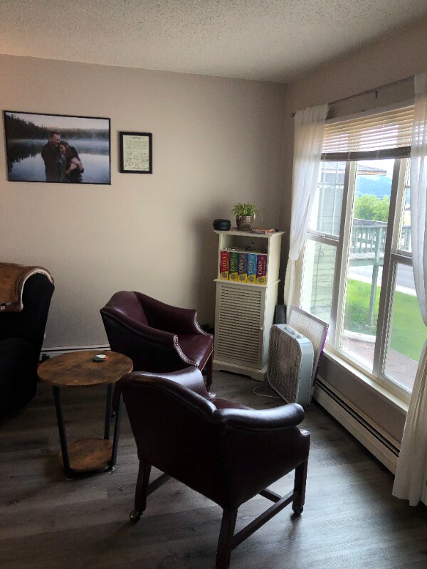 Foto del edificio - 2237 E Foothills Dr