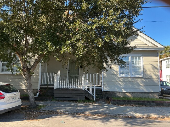 Foto del edificio - 394 Race St