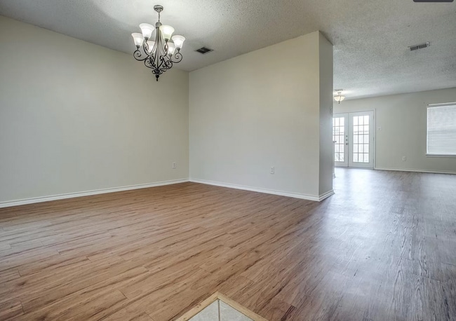 Flex Room - 12002 Rosedown Ln