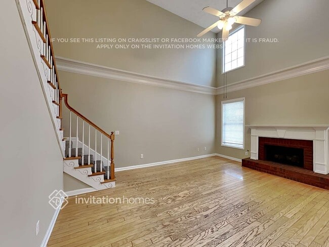 Building Photo - 2363 Oak Falls Ln