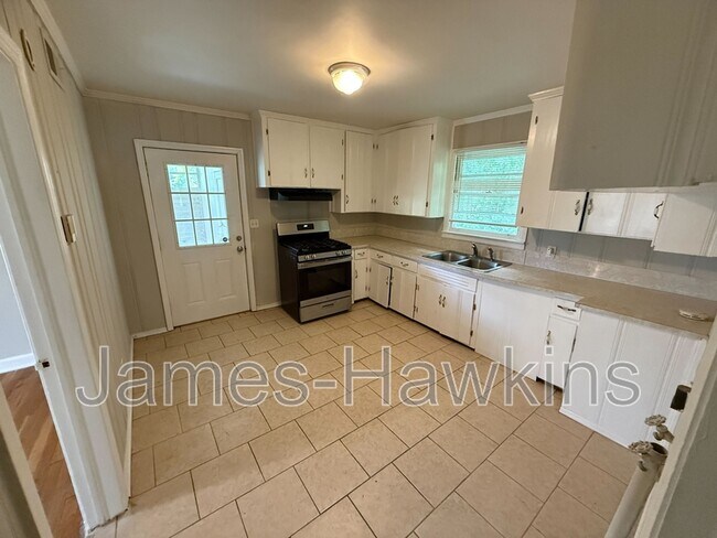 Foto del edificio - 3554 Cambridge Rd
