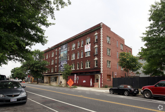 Building Photo - 1020 Monroe St NW