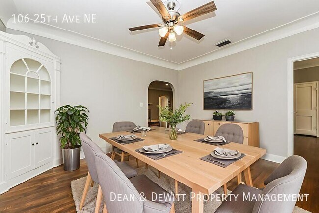 Foto del edificio - 106 25th Ave NE