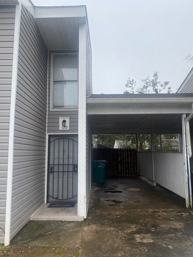 170 Governors Dr Unit Condo, Forest Park, GA 30297 Condo for Rent in