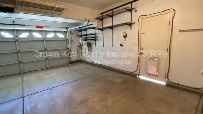 Building Photo - 673 Nacomis Ct