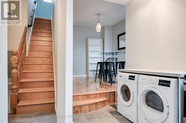 Building Photo - 133 Brock Ave