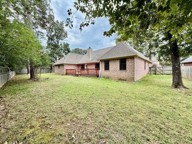 Foto del edificio - 4707 Glen Valley Dr