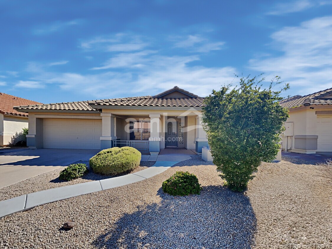 Primary Photo - 15331 W Honeysuckle Ln