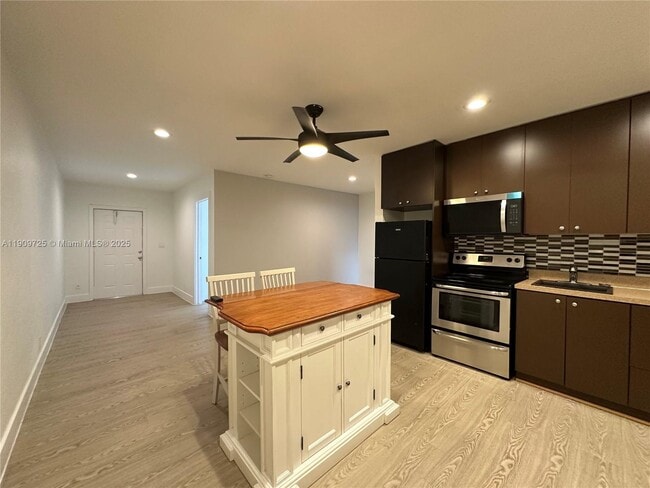 Foto del edificio - 108 NW 2nd Ave