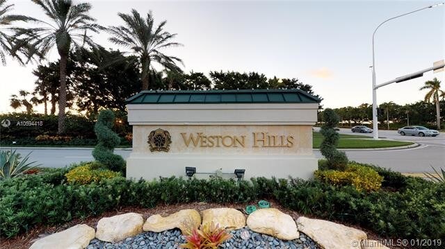 Foto del edificio - 2658 Oakmont Dr