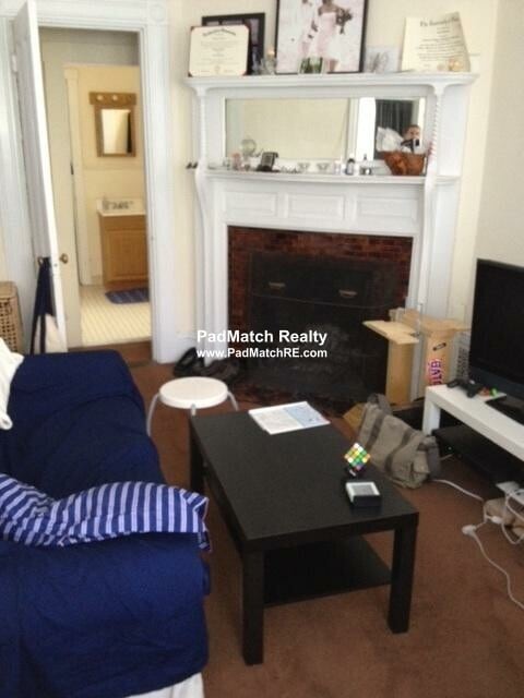 Primary Photo - 27 Longwood Ave