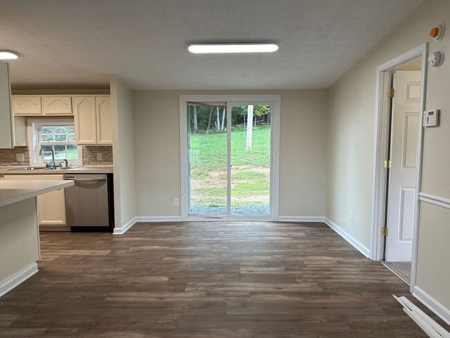 Foto del edificio - 3505 N Frederick Pike