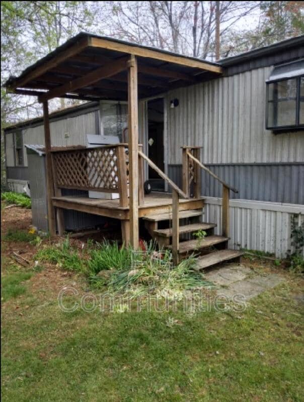 Photo - 49 Tuckaway Ln