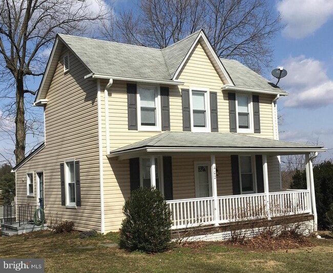Building Photo - 402 Dorsey Ave