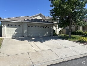 Building Photo - 1130 Broadview Ct