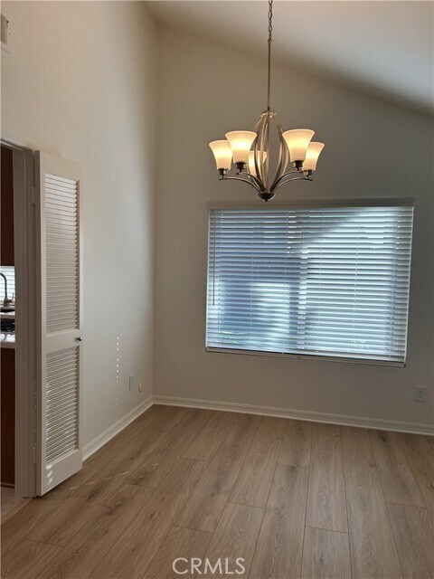 Foto del edificio - 2126 E Deer Springs Ln