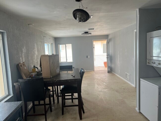 Foto del edificio - 3137 S Atlantic Ave