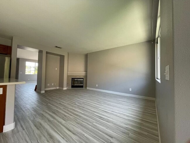 Foto del edificio - Charming Single-Story Home in Oceanside 3 Bedroom 2 Bath