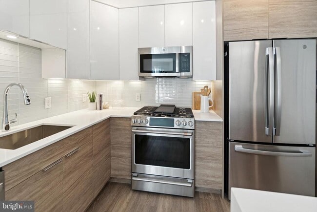 Foto del edificio - 3820 Chaplin Pl