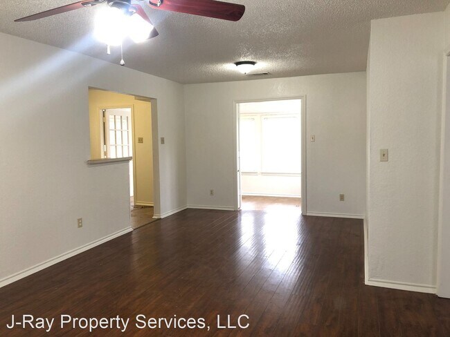 Foto del edificio - 2 br, 1 bath House - 510 E Grand Prairie Road
