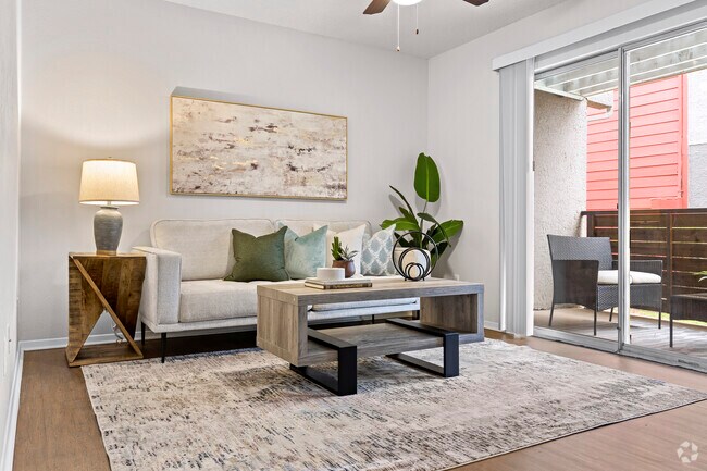 1BR, 1BA - 698SF (A1) - Sala de estar - The Hub