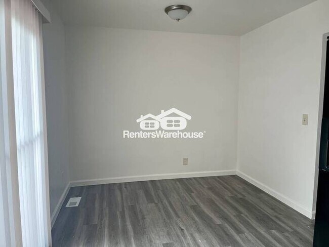Building Photo - Move in Ready - Freshly Remodeled 4BD/2BA Home w/ Garage and Large Yard - Section 8 accepted