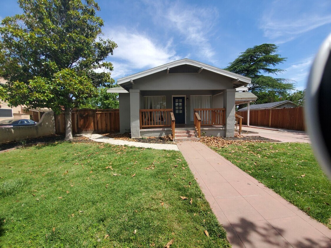 658 Washington Ave Unit 658 Washington Avenue, Los Banos, CA 93635