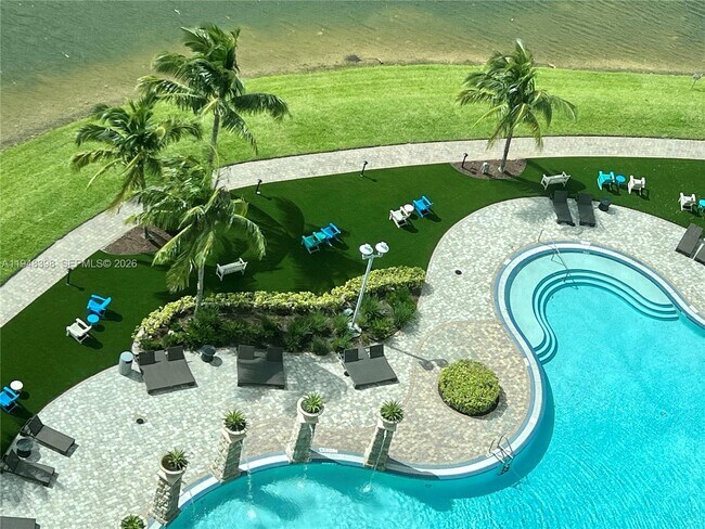 Foto del edificio - 2681 N Flamingo Rd