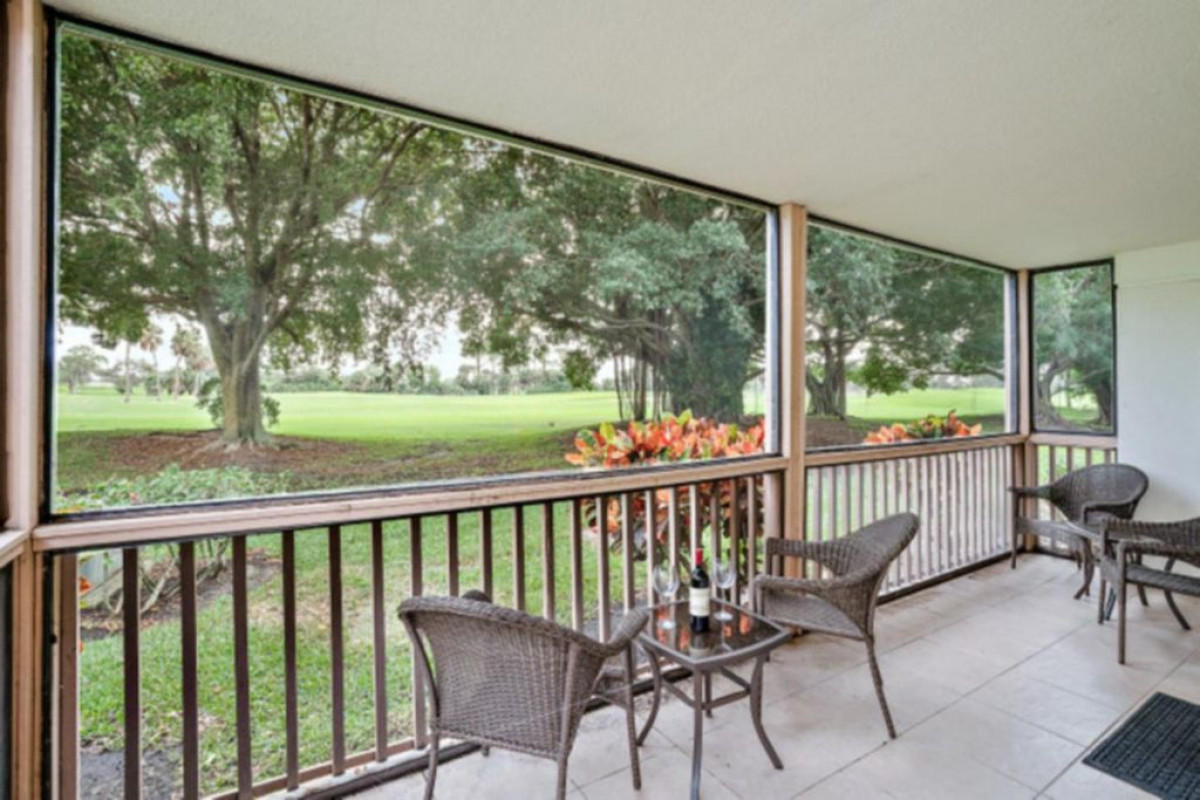 Foto principal - 434 Brackenwood Ln S