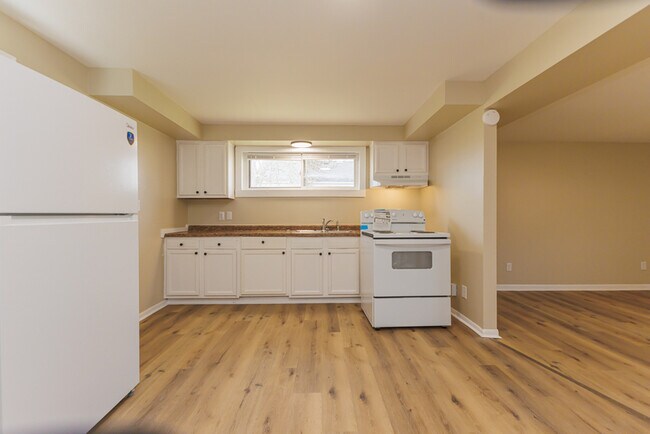 Foto del edificio - 4609 S Madison St