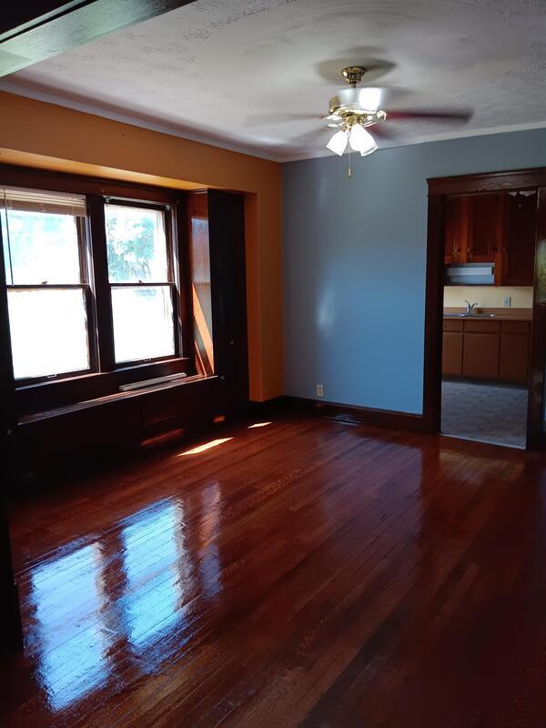 Foto del edificio - 3126 West 101st Street - 1