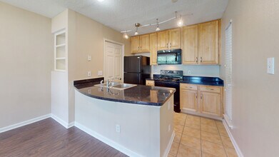 Interior Photo - Wellington Place at Olde Town