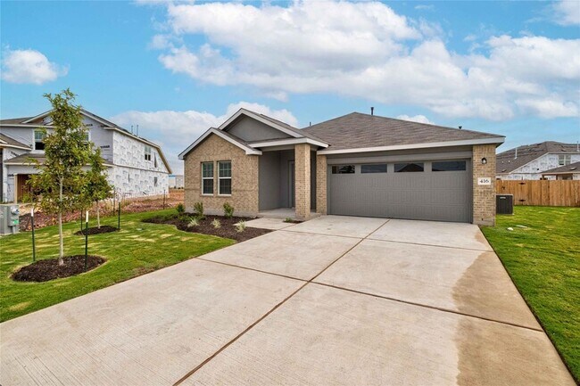 Building Photo - 416 Escondido Cir