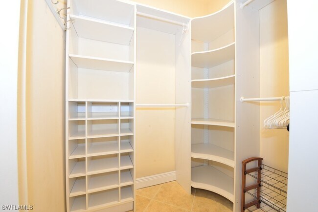 Building Photo - 15192 Seabreeze Cove Cir