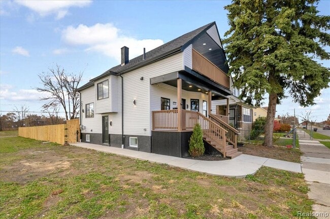 Building Photo - 2623 Fairview St