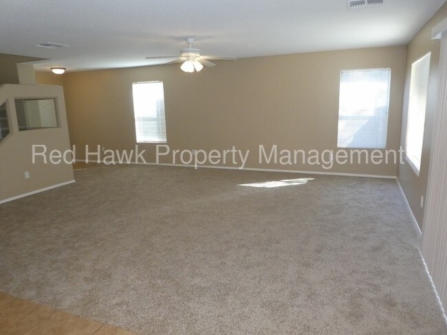 Building Photo - 1177 E Desert Holly Dr