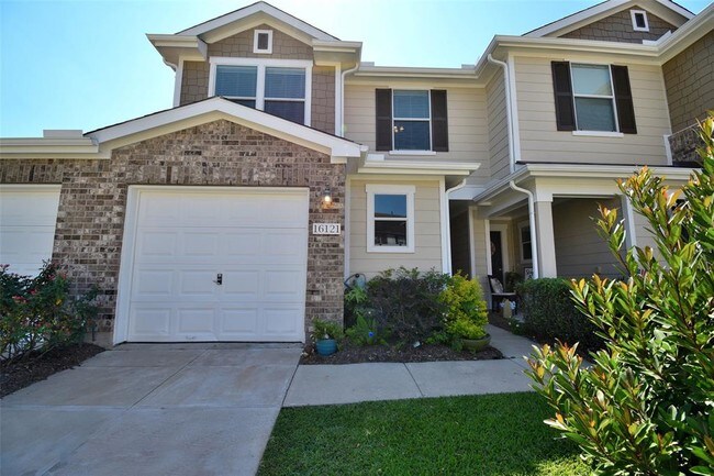 Foto del edificio - 16121 Limestone Lake Dr