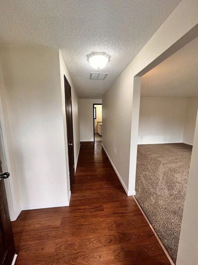 Foto del edificio - Rambler Golf Course View 3bd 2bath Avail. March 6th