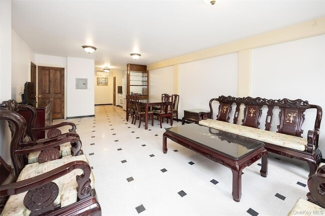 Building Photo - 21-63 23rd Street Unit 2