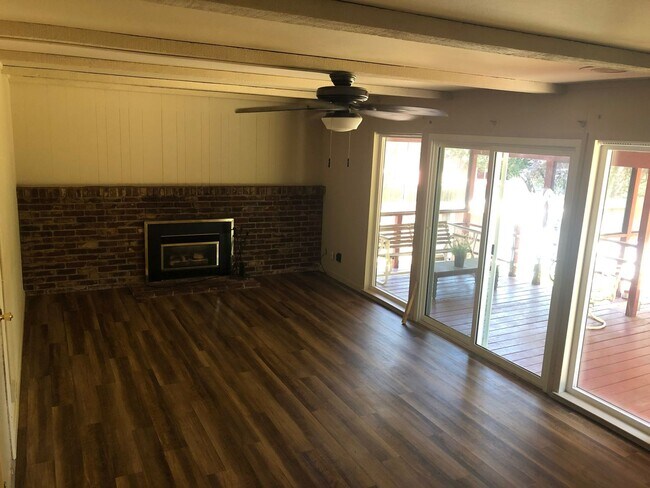 Foto del edificio - Gorgeous 4 Bedroom El Dorado Hills Home on Private Cul-De-Sac!