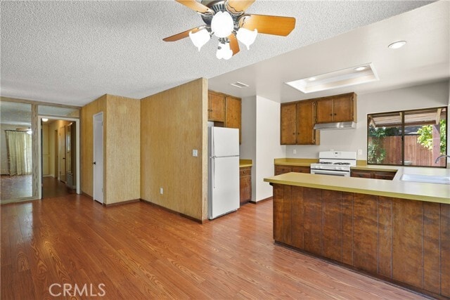 Building Photo - 1085 Tamarack Ave